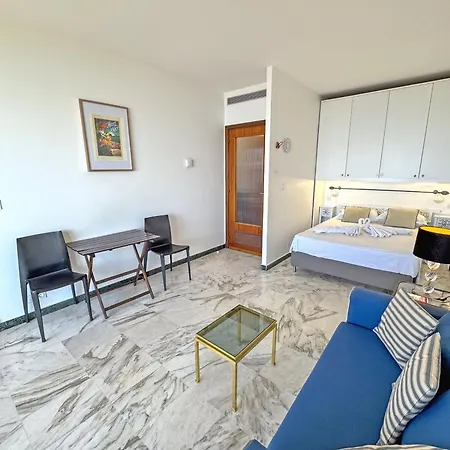 Riviera Escape Promenade Nizza